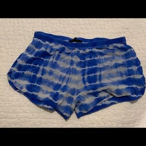 Blue and white tie dye shorts Olivacious medium